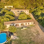Isa - With Swimming-pool In Badesi, With Private Terrace Lejlighedshotel